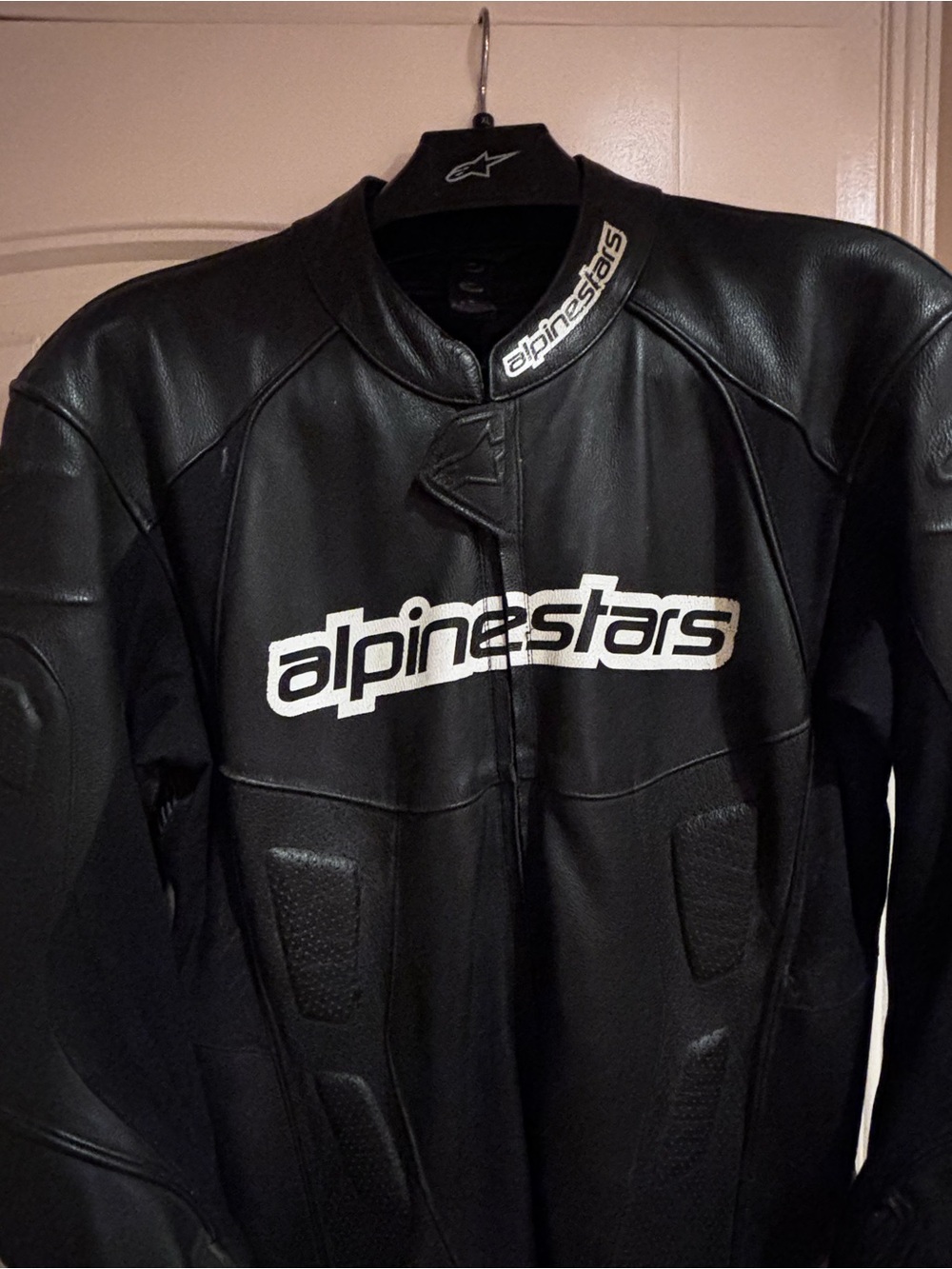 Alpinestars Men’s Black Leather Racing One-Piece Suit with Built in Protection - Picture 2 of 4